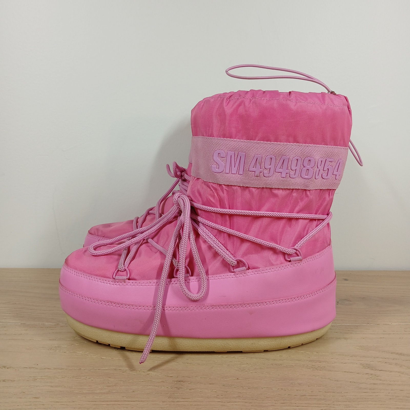 Steve Madden Moon Boot Women 9 Pink Snow Lace Up Puffer Winter Platform